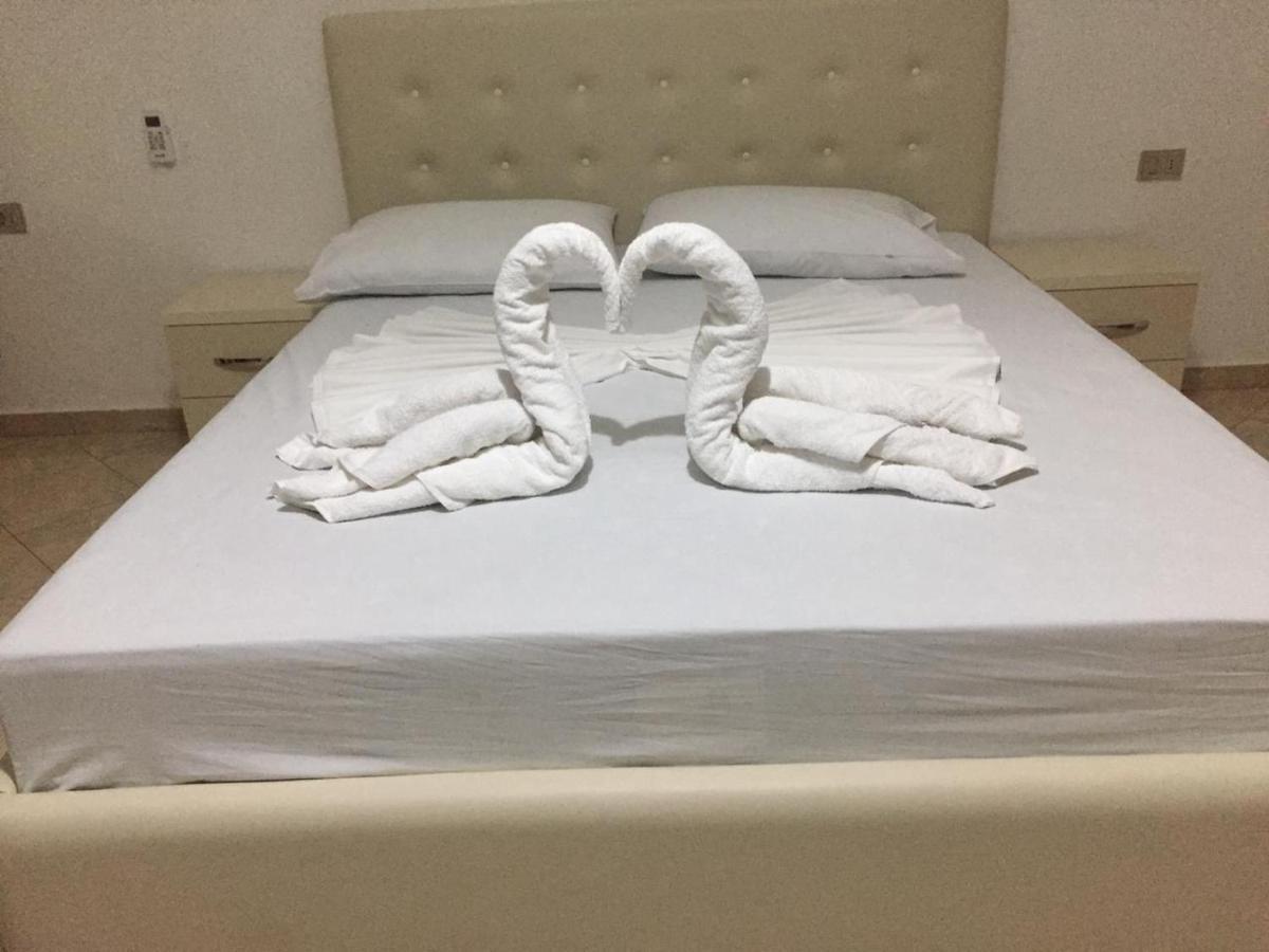 Hotel Belle Vue Dhërmi Eksteriør billede