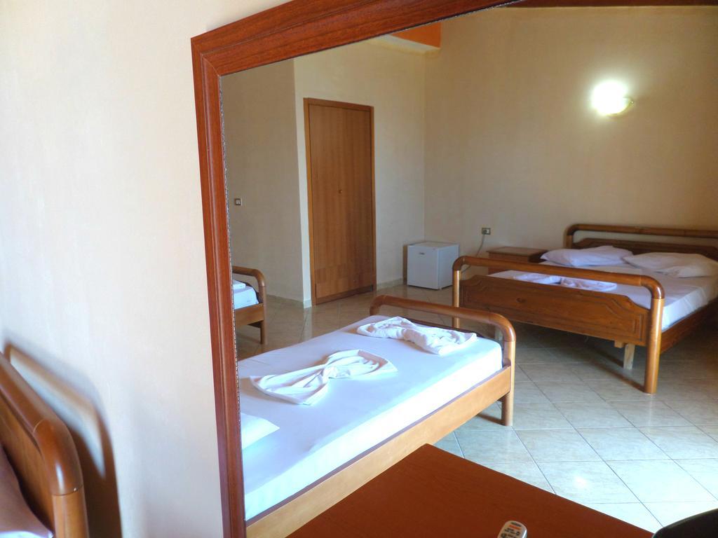 Hotel Belle Vue Dhërmi Værelse billede