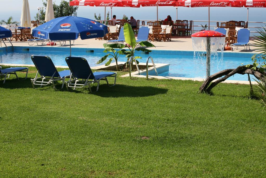 Hotel Belle Vue Dhërmi Eksteriør billede
