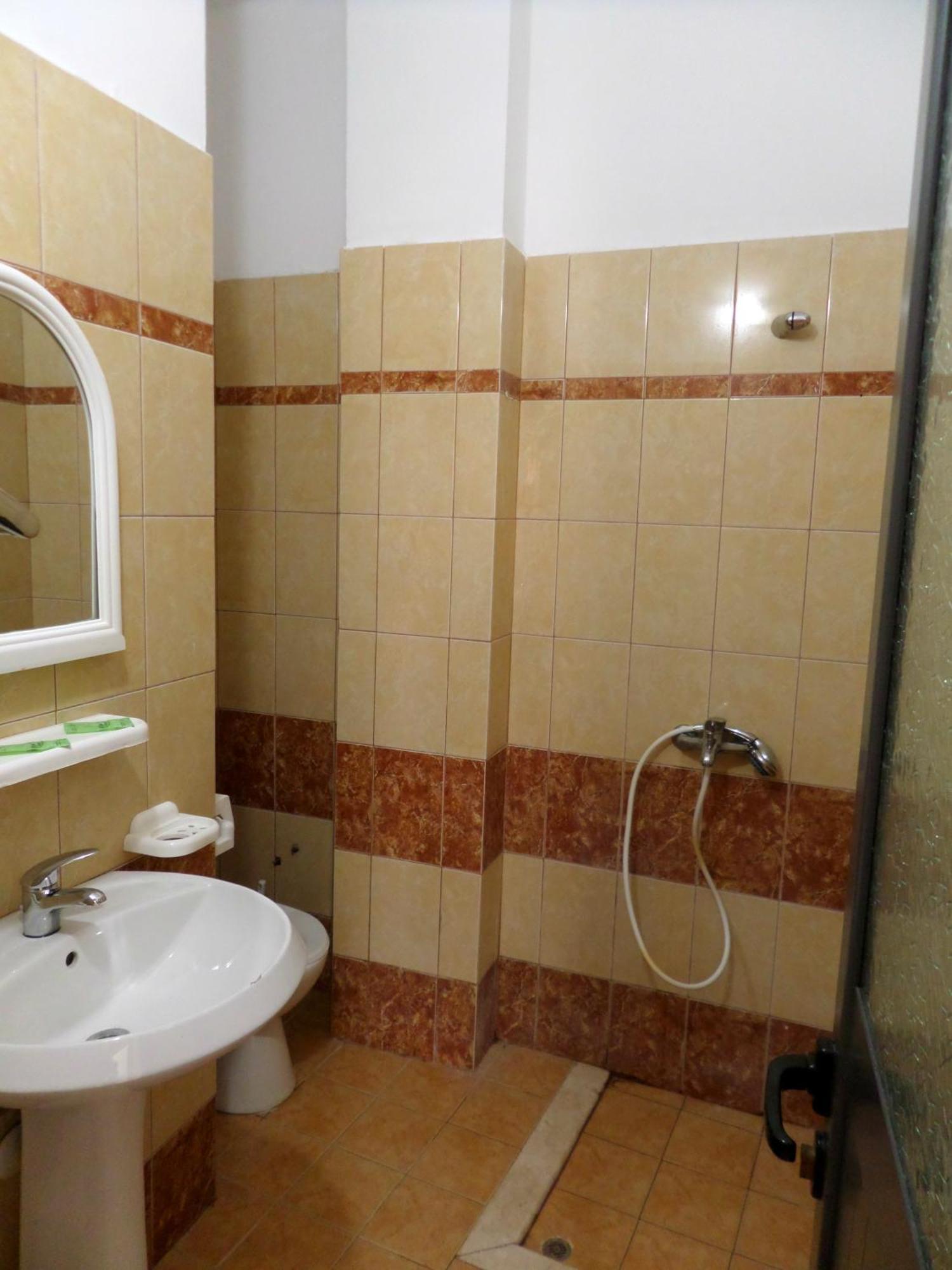 Hotel Belle Vue Dhërmi Eksteriør billede