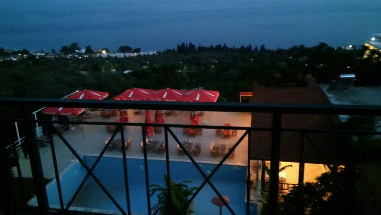 Hotel Belle Vue Dhërmi Eksteriør billede